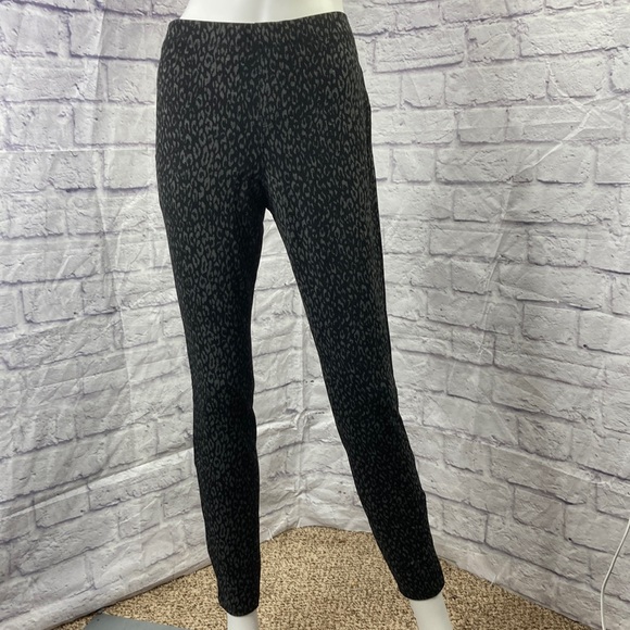 NWOT St John’s Bay womens animal print jeggings‎ leggings - Picture 7 of 15